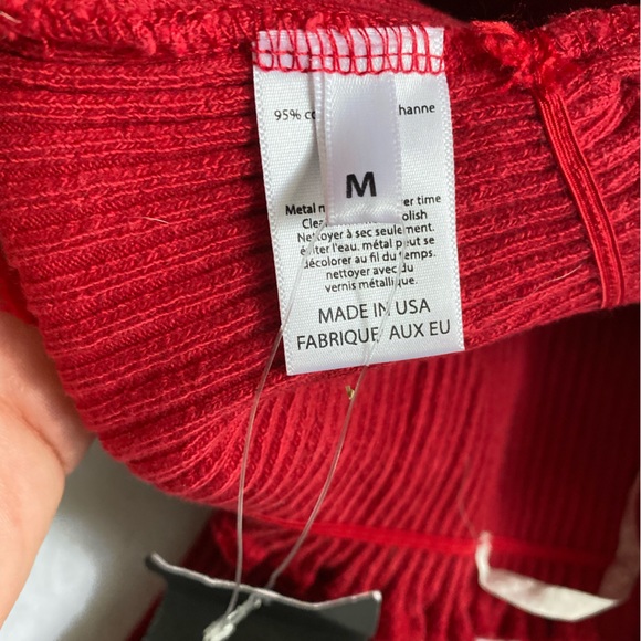 Are you am I Tiiiu - long sleeve crop top NWT - Picture 2 of 4